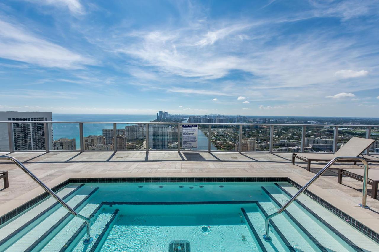 Espectacular Condo Esquina Beach House Hollywood Apartamento Esterno foto